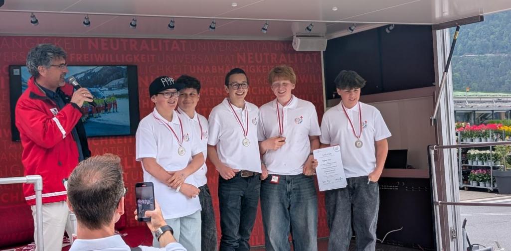 Erhalt des silbernen Erste-Hilfe-Abzeichens